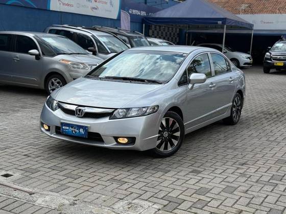HONDA CIVIC 1.8 LXS 16V FLEX 4P MANUAL